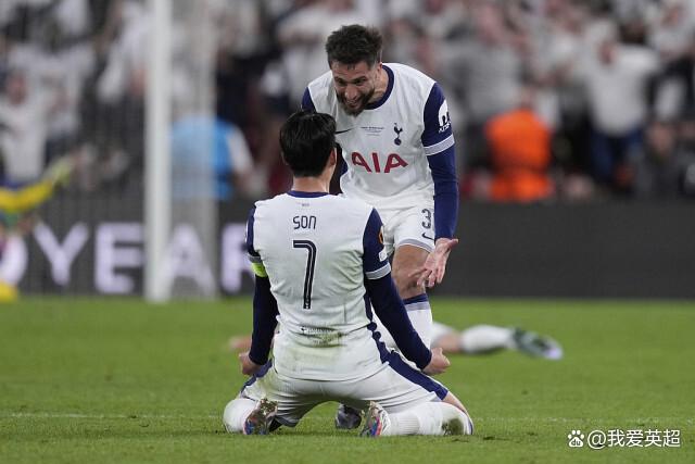 爱游戏登录-热刺不敌皇马，孙兴慜梅开二度(孙兴慜为热刺攻入第100粒进球)