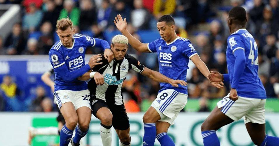 爱游戏官网-莱斯特城客场艰难取胜，全取三分