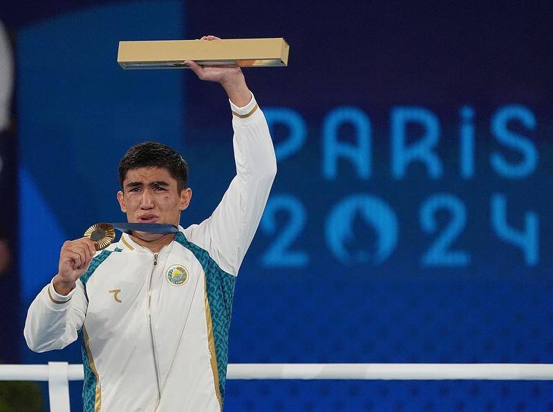 拳击比赛:墨西哥选手获得冠军 拳击比赛:墨西哥选手获得冠军