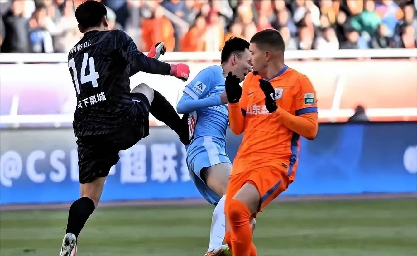 关于深圳队成为本场最大亮点,中超瞬间破防,救主的信息 关于深圳队成为本场最大亮点,中超瞬间破防,救主的信息