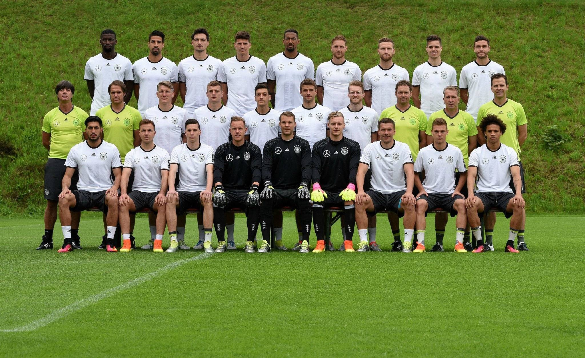 法国队主场平战德国,小组领先优势缩小 法国队主场平战德国,小组领先优势缩小