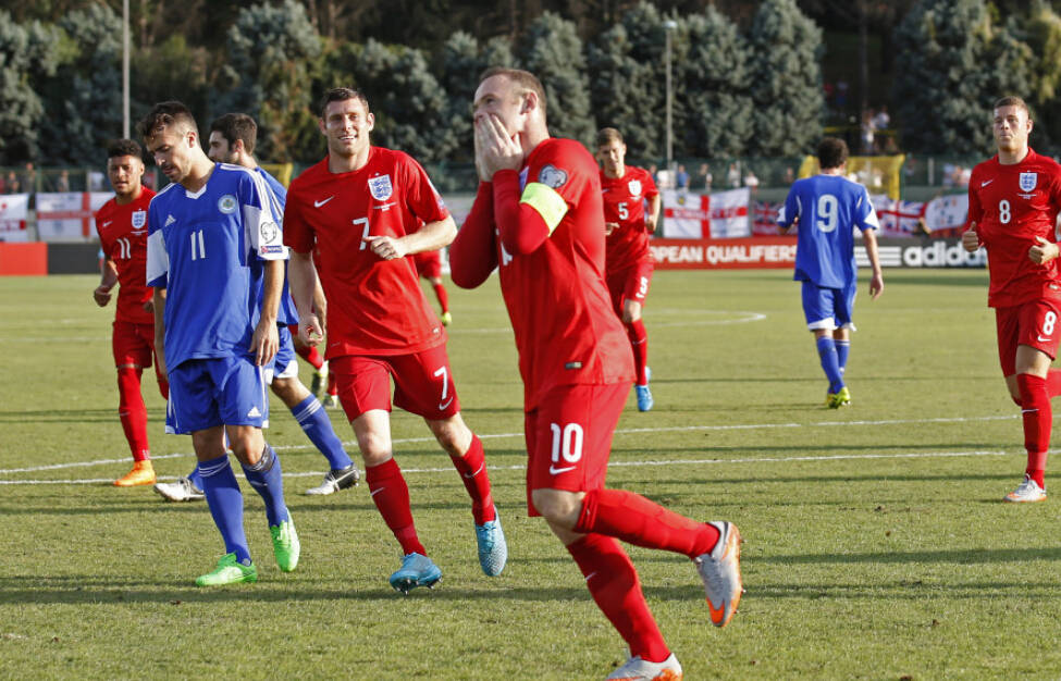 爱游戏入口-欧预赛第三轮比赛火爆展开，哪支队伍最有机会晋级？的简单介绍