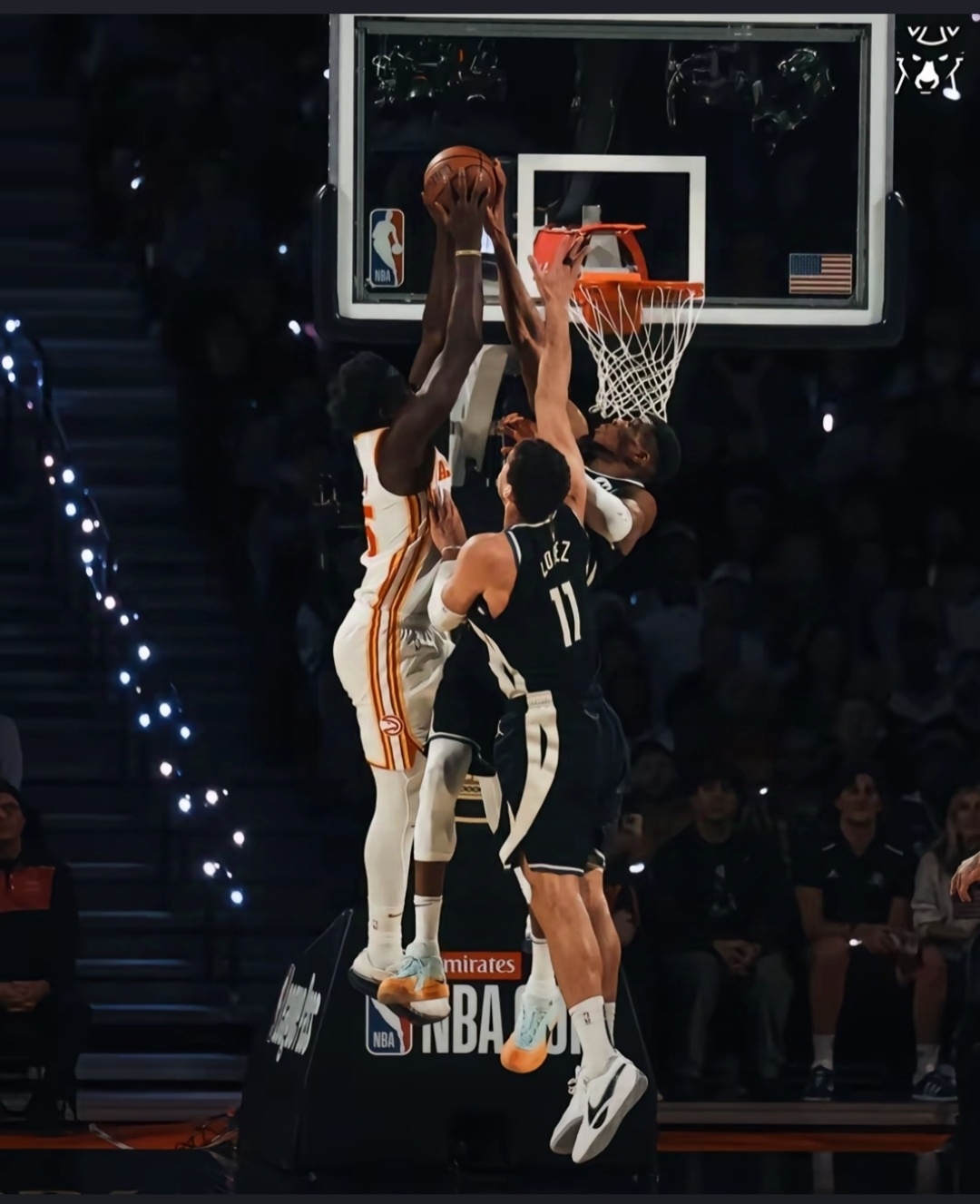 防守端发挥出色,球队成功压制对手 防守端发挥出色,球队成功压制对手