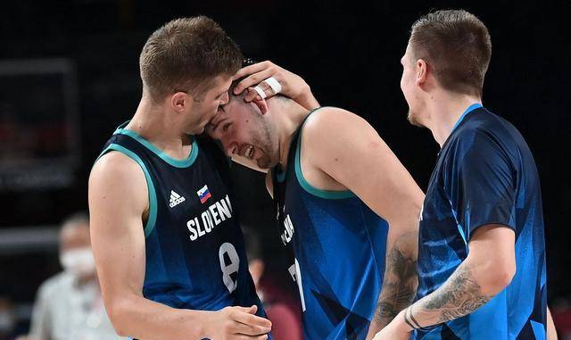 澳大利亚备战对阵委内瑞拉的比赛 澳大利亚备战对阵委内瑞拉的比赛