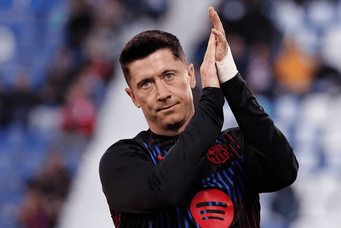 莱加内斯实力出众,赢得球迷掌声 莱加内斯实力出众,赢得球迷掌声