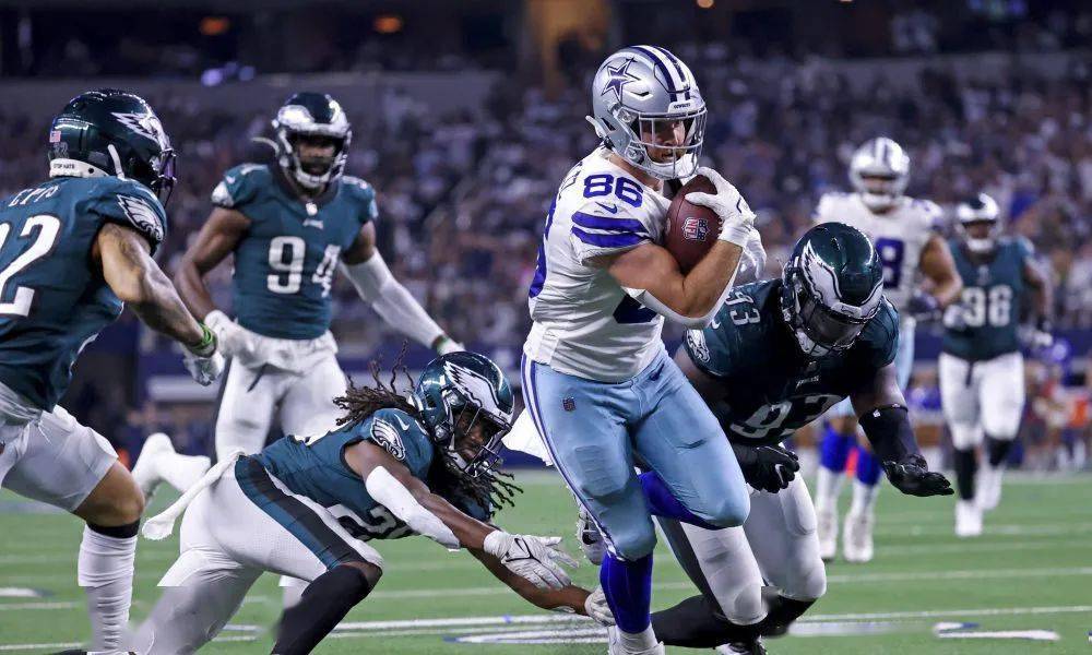 包含美洲篮球职业联赛收官战隆重举行，四支强队对抗的词条