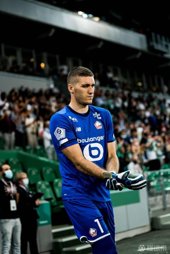 关于里尔豪取重要胜利，压力大减的信息