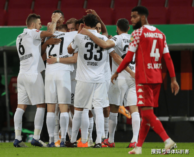 爱游戏网页版入口-联赛战绩背道而驰，球队面临压力