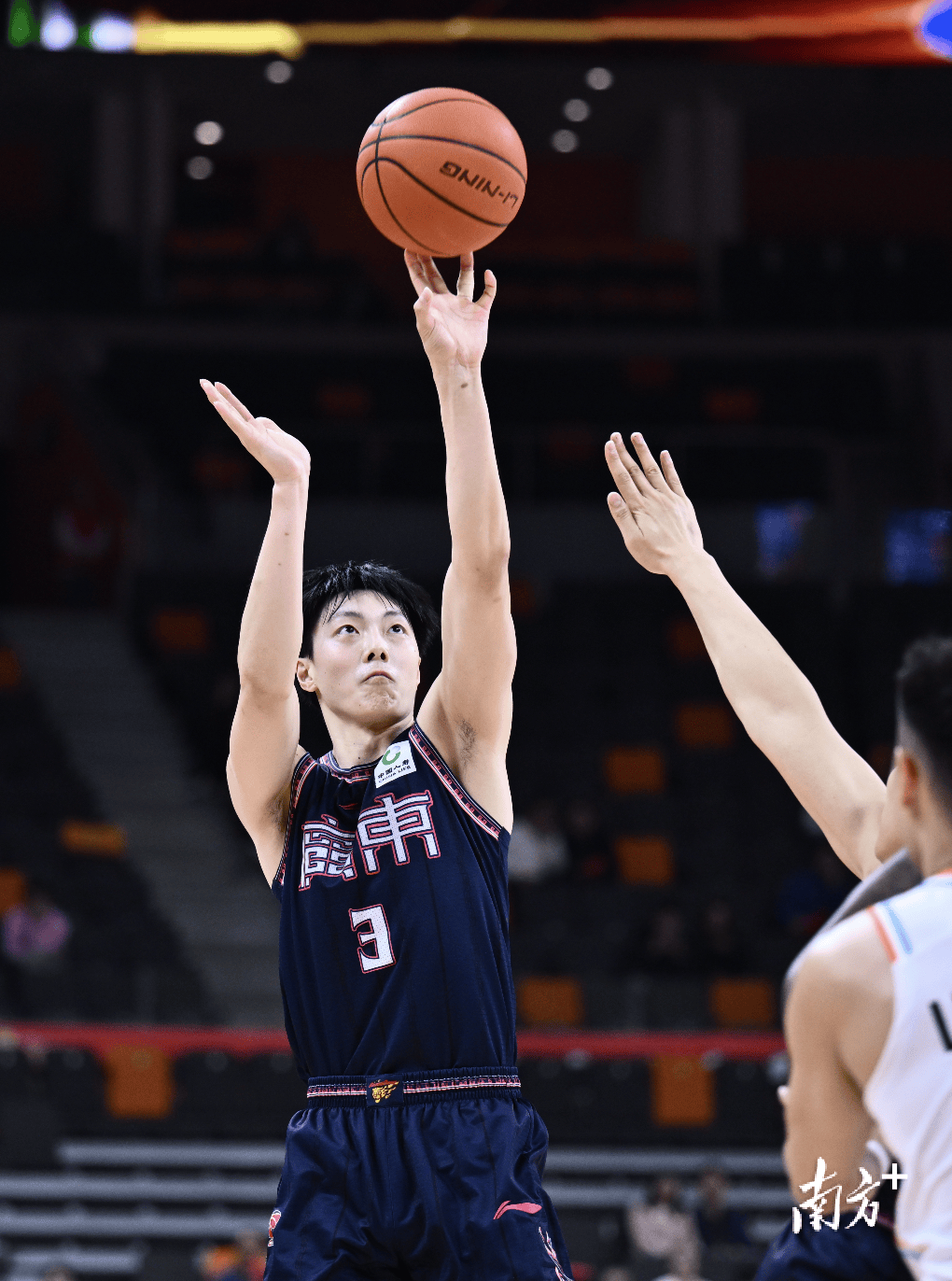 包含广东华南虎展示团队实力,主场大胜北京首钢的词条 包含广东华南虎展示团队实力,主场大胜北京首钢的词条