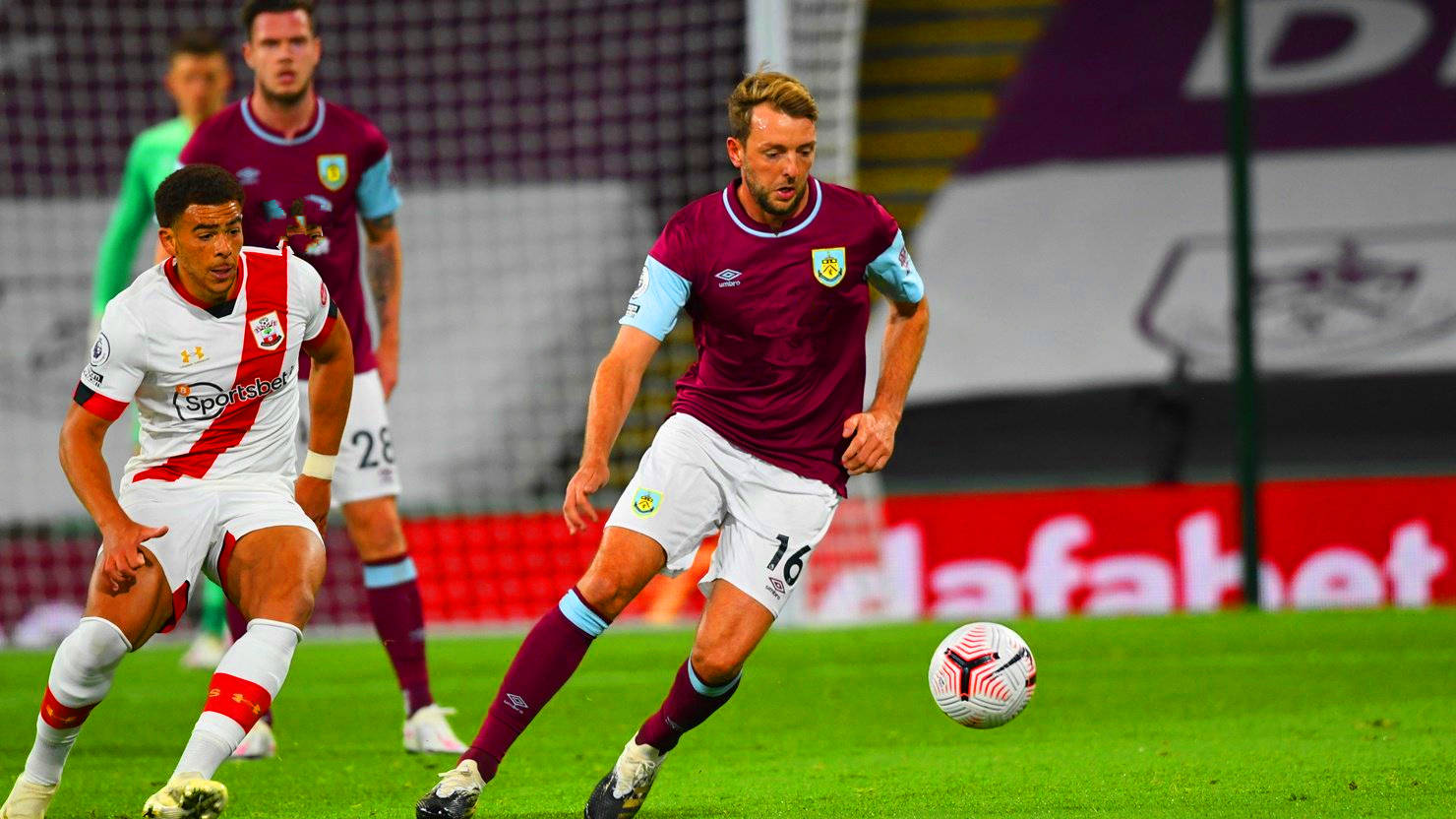 伯恩利比分不胜，糟糕状态引关注的简单介绍