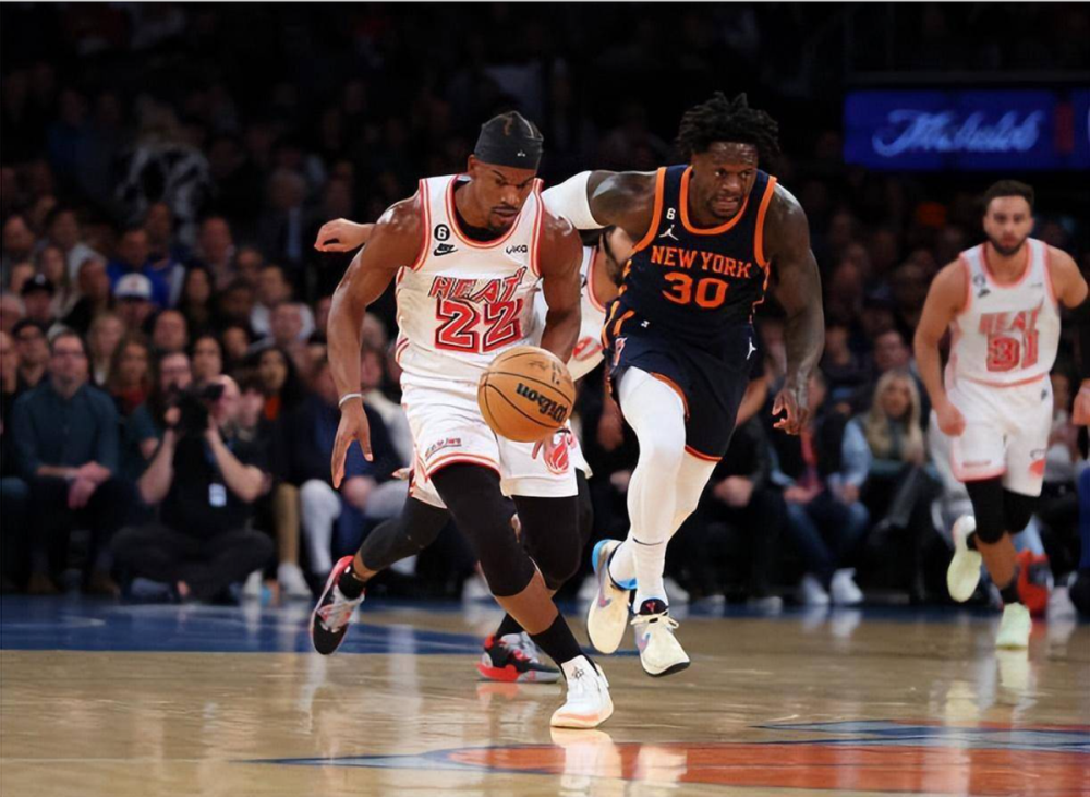 关于季后赛形势严峻,球队迫在眉睫的信息 关于季后赛形势严峻,球队迫在眉睫的信息