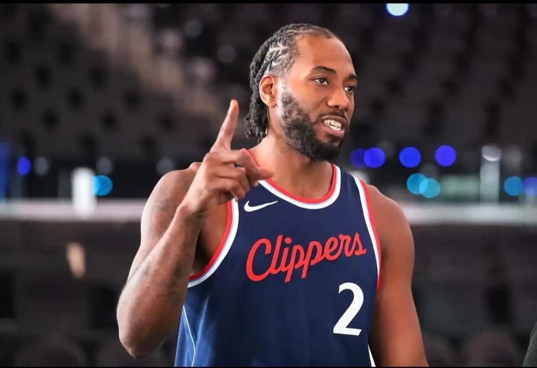 快船将球队火力集中于防守端 快船将球队火力集中于防守端