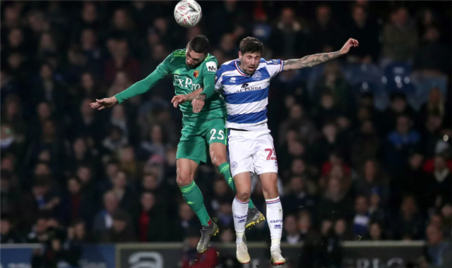 富勒姆客场击败沃特福德,实现反超 富勒姆客场击败沃特福德,实现反超