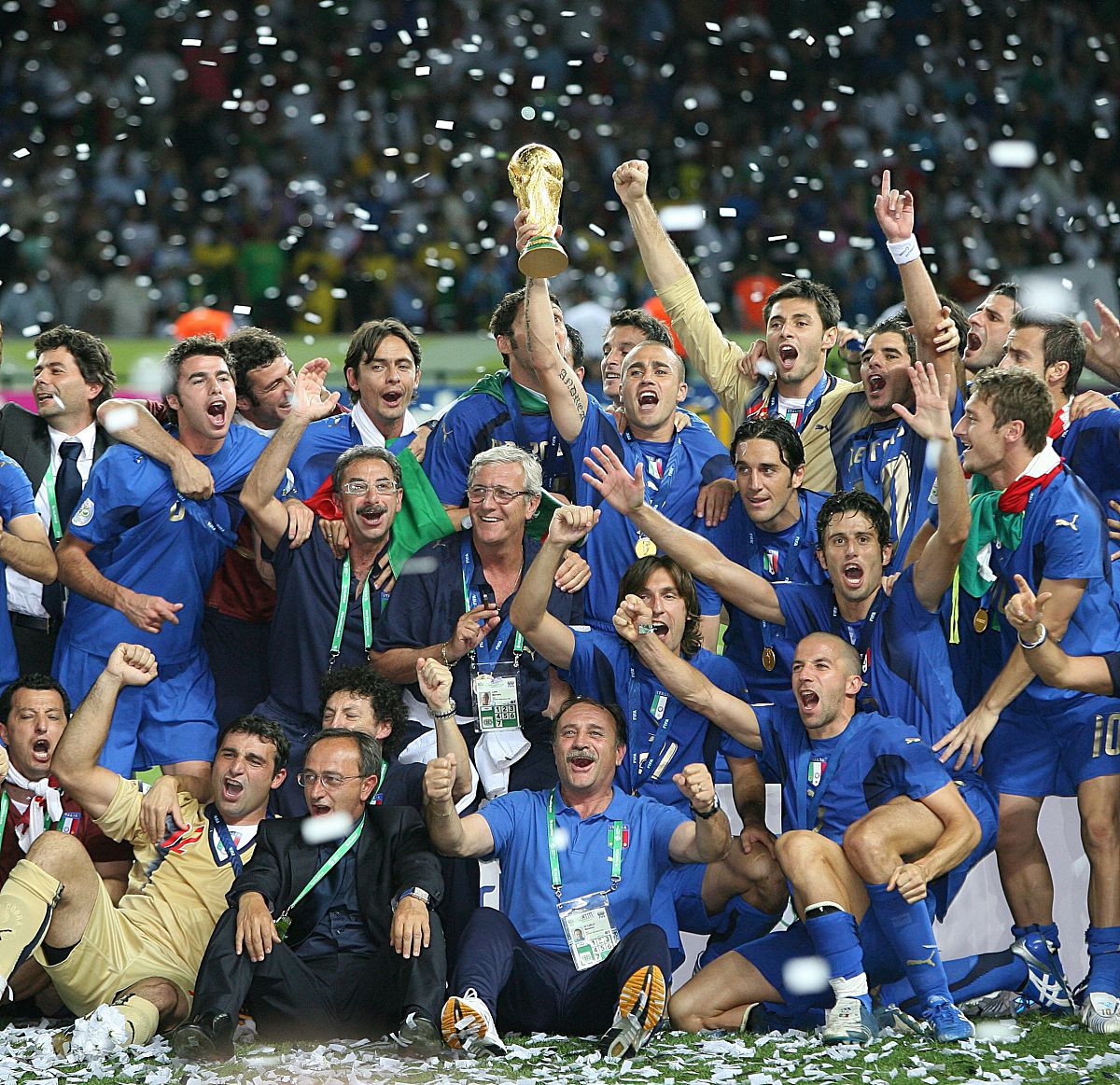 意大利队在国际比赛中获得胜利