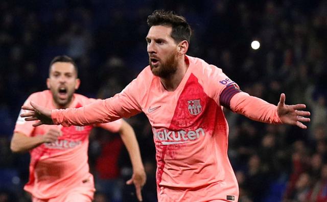 关于巴塞罗那客场逆转，继续领跑积分榜的信息