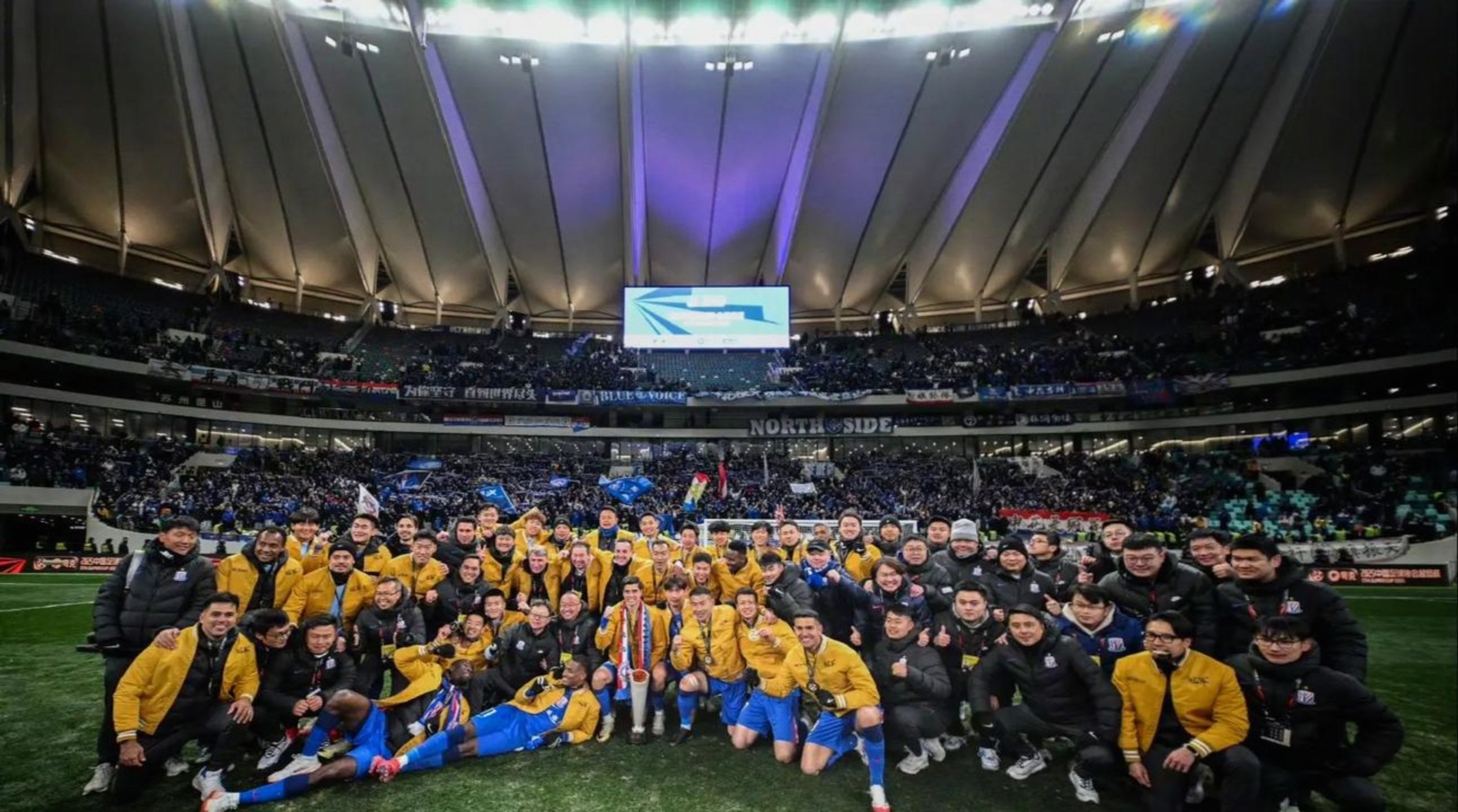 上港客场大胜申花，连胜开局