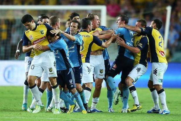 爱游戏官网-胡尔特主场战胜强敌，实现逆袭