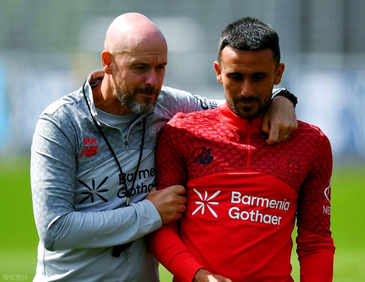 爱游戏登录-勒沃库森逆袭成功，创造历史辉煌战绩的简单介绍